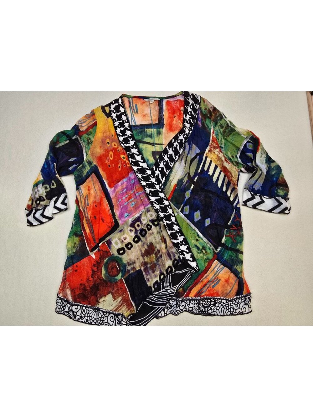 John Mark Petite Large Multicolor Abstract Print Tunic Cardigan Top 3/4 Sleeve